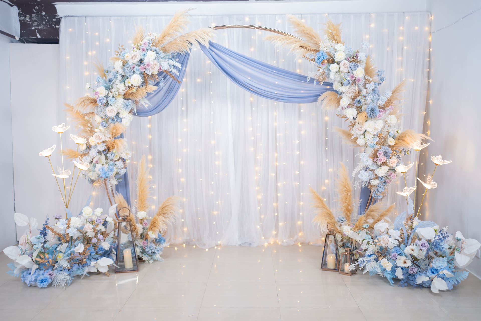 拍照區花柱多層次方案