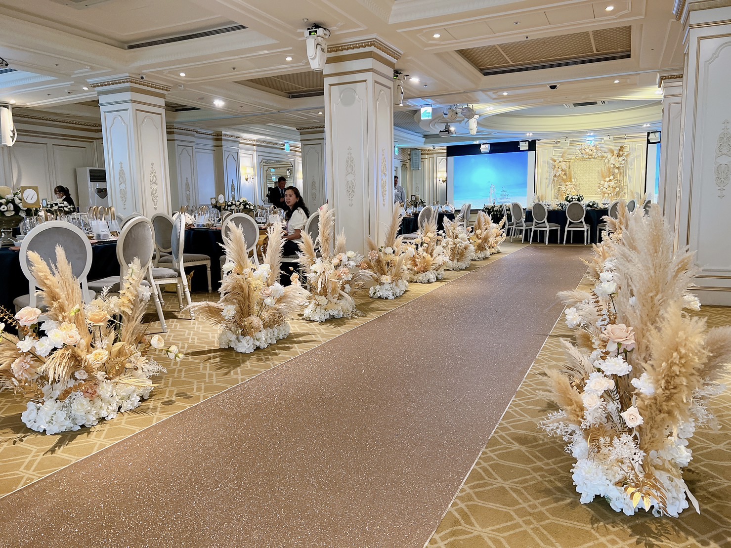 走道地貼與仿真走道花