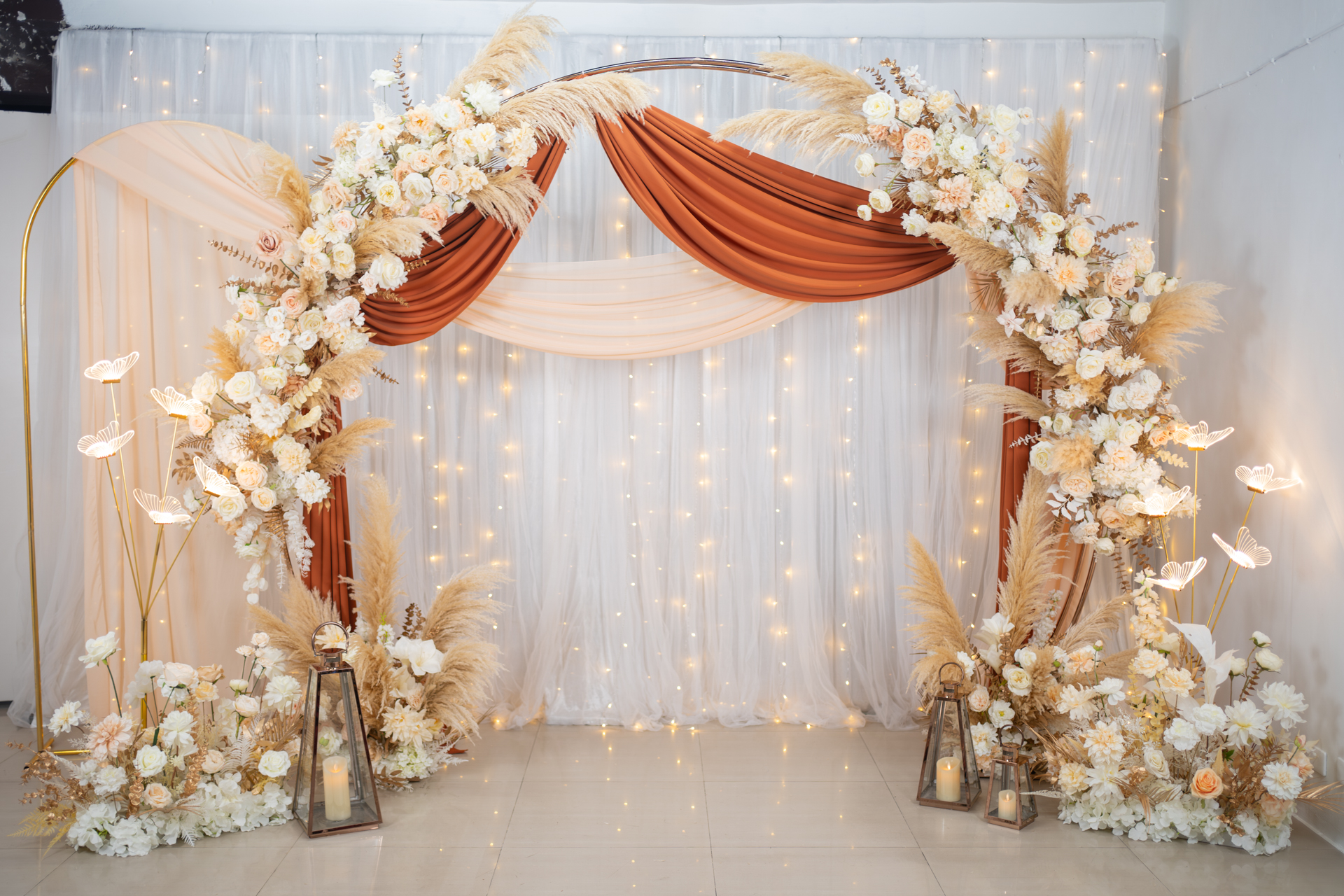 拍照區花柱多層次方案