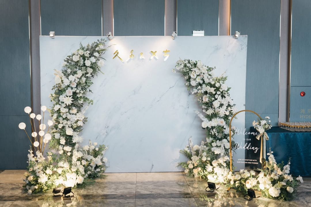 拍照區花柱多層次方案