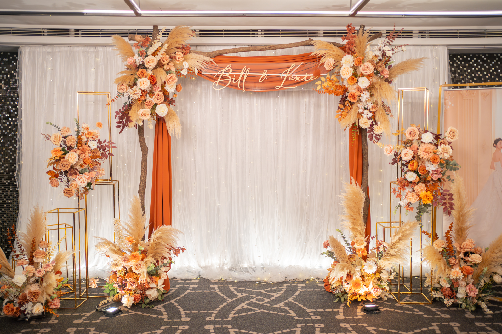 拍照區花柱多層次方案